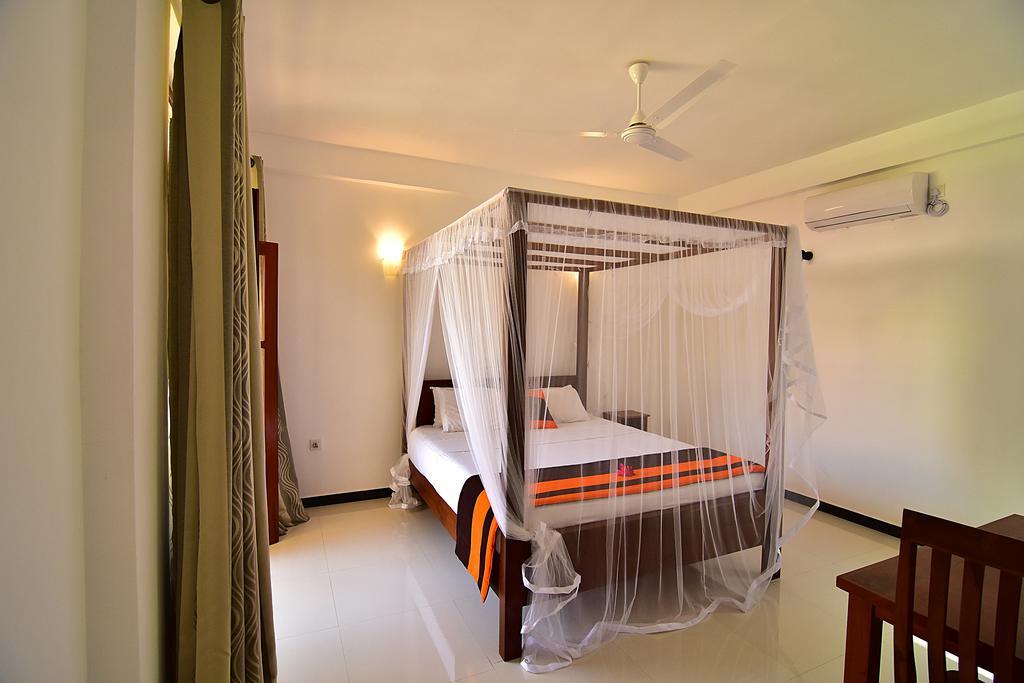 Park Lane 88 Apartments Negombo Ngoại thất bức ảnh