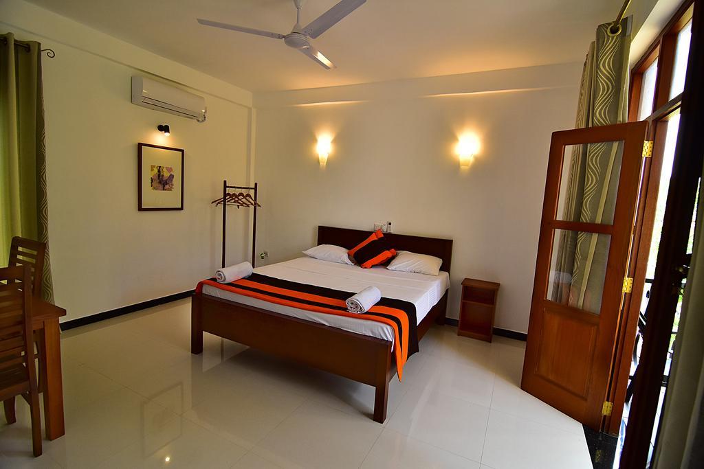 Park Lane 88 Apartments Negombo Ngoại thất bức ảnh