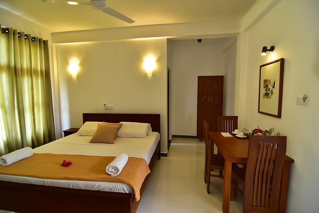 Park Lane 88 Apartments Negombo Ngoại thất bức ảnh